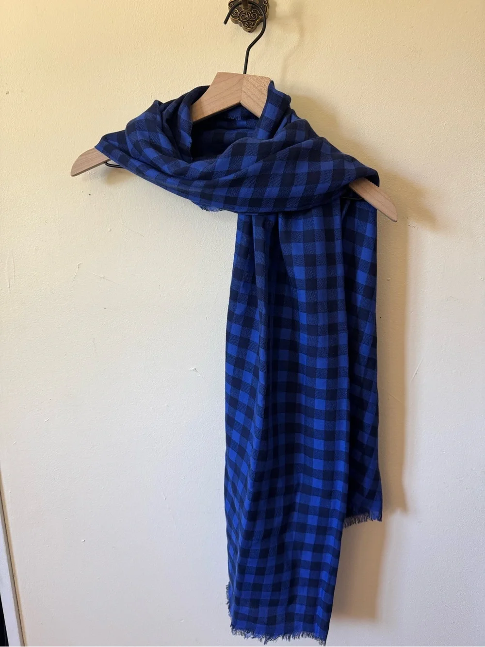 Louis Vuitton Masai Gingham Cotton Scarf - Picture 9 of 9